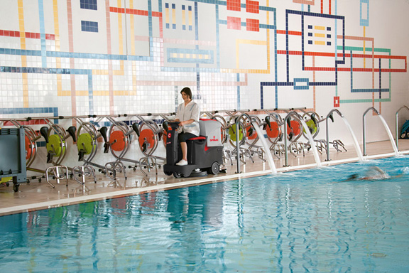 電動(dòng)洗地機(jī) 電動(dòng)洗地機(jī)